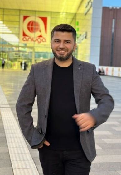 https://ihyafood.com/wp-content/uploads/2024/02/yakup-ocak-3.jpg